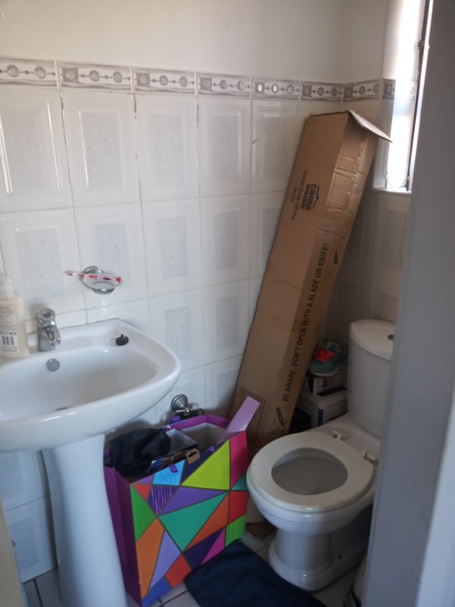 2 Bedroom Property for Sale in Manor Heights Eastern Cape